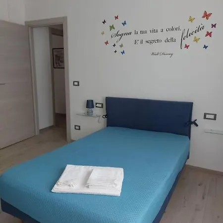 Titti's House - Parcheggio Custodito In Garage Gratis Апартаменты *