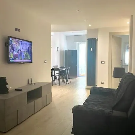 Titti's House - Parcheggio Custodito In Garage Gratis Apartamento *