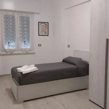 Titti's House - Parcheggio Custodito In Garage Gratis