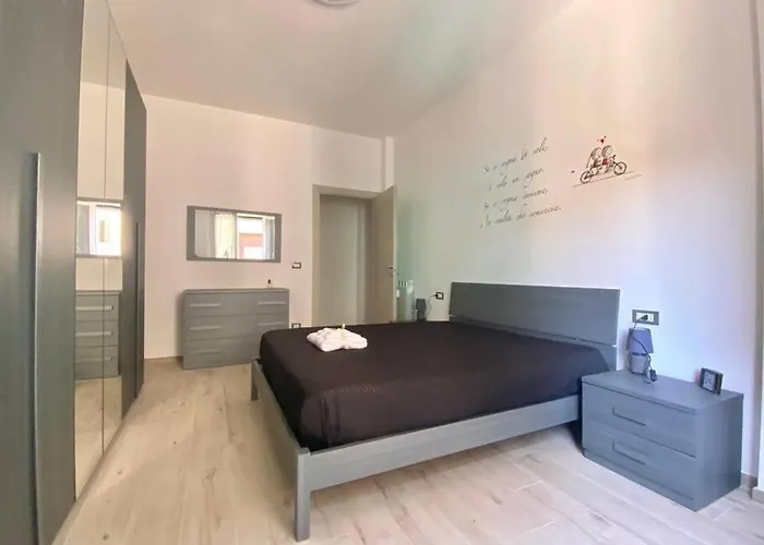 Titti's House - Parcheggio Custodito In Garage Gratis 아파트 제노바